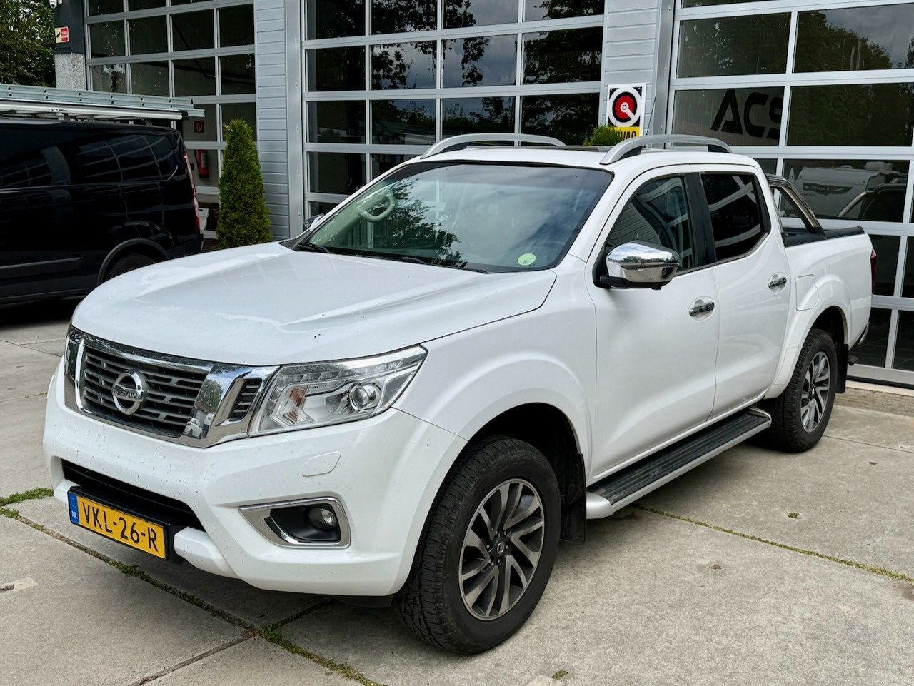 Nissan Navara 2.3 dCi Tekna DC (5-zitplaatsen) Snoeks, Auto's, Automaat, Gebruikt, Wit, Bedrijf