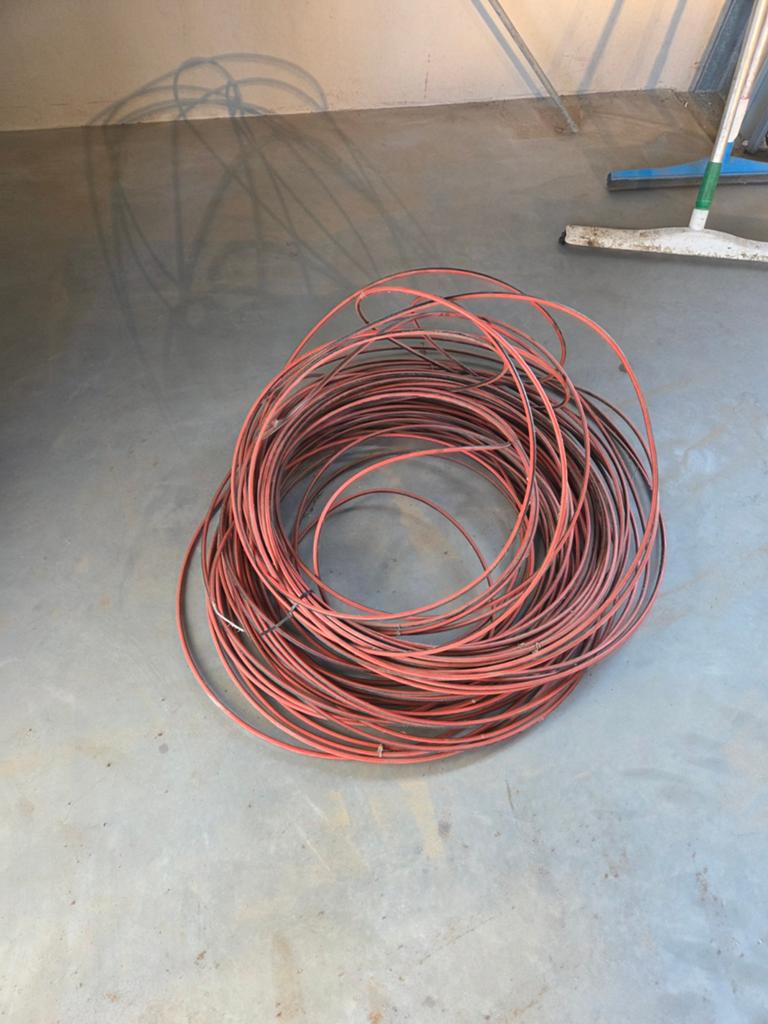 Aarde draad voor u weide apparaat, Ophalen of Verzenden, 20 meter of meer