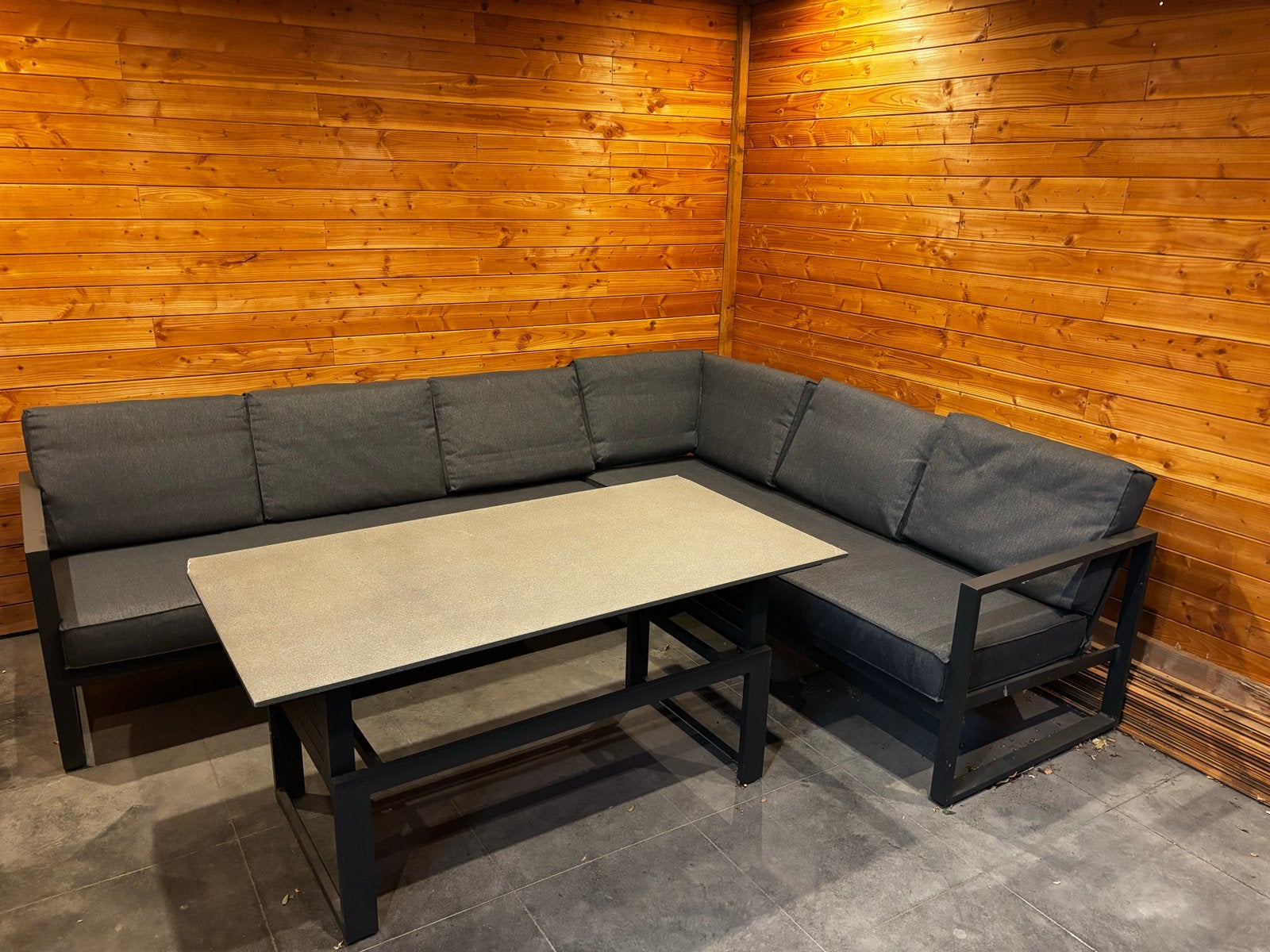 Aluminium Loungebank met verstelbare tafel, Ophalen, Gebruikt, Meer dan 8 zitplaatsen, Aluminium