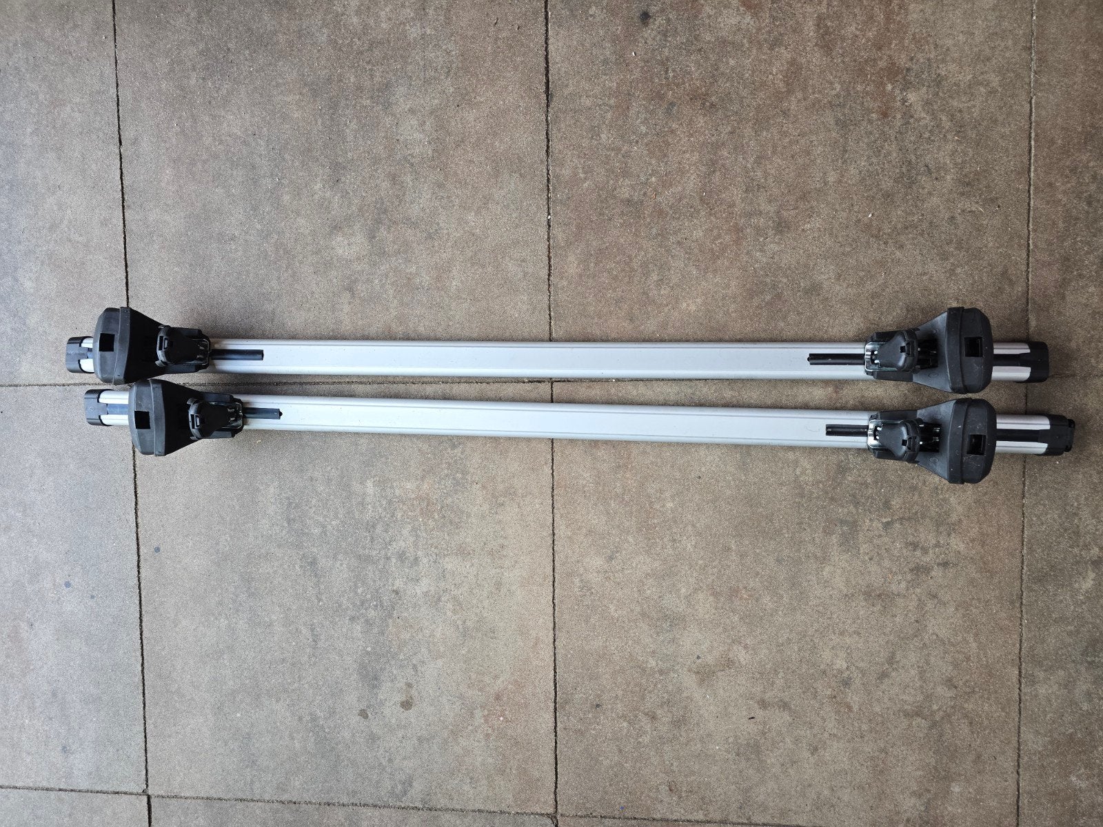 Universele aluminium dakdragers van HAKR, Auto diversen, Ophalen of Verzenden, Gebruikt