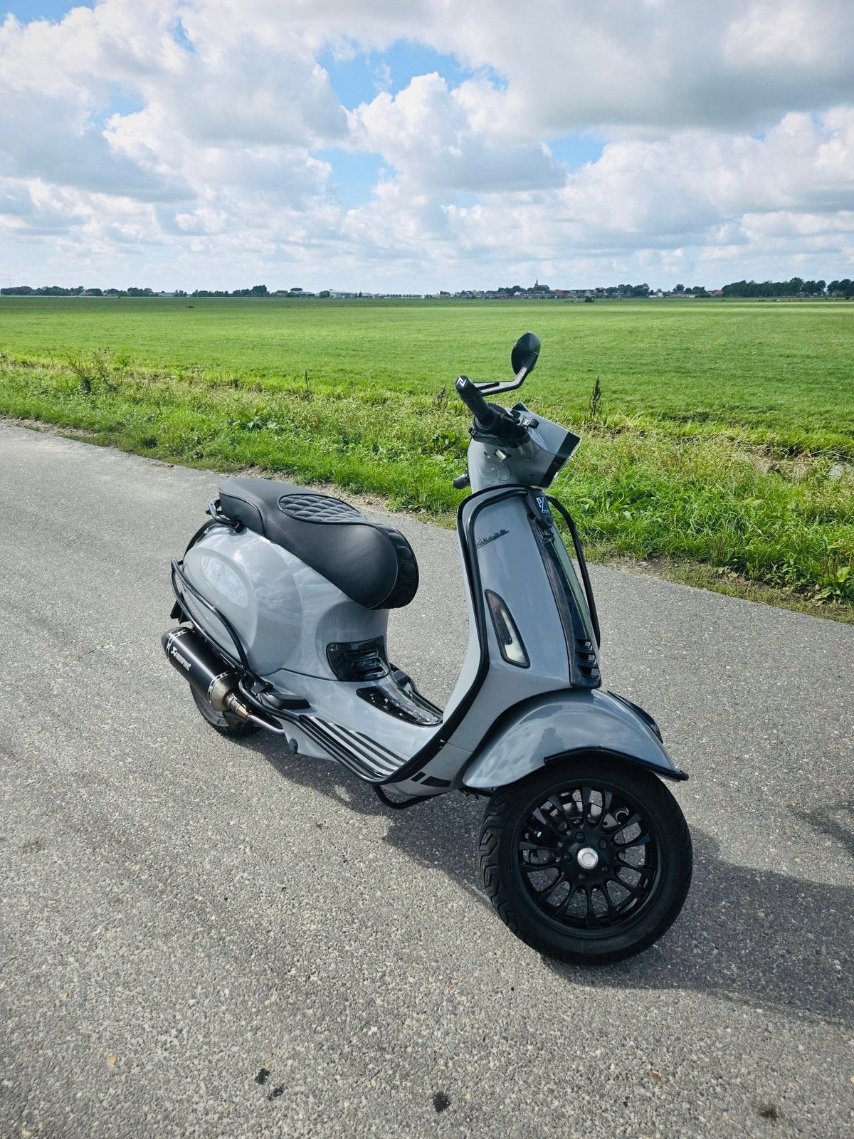 Vespa Sprint Malossi | Akraprovic | Zelioni | Forged Carbon, Fietsen en Brommers, Scooters | Vespa, Ophalen, Overige modellen