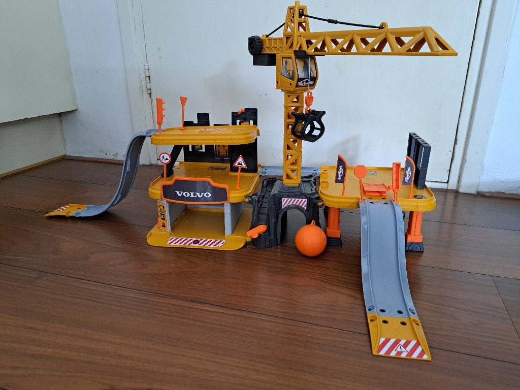 Bouwplaats, Ophalen, Zo goed als nieuw