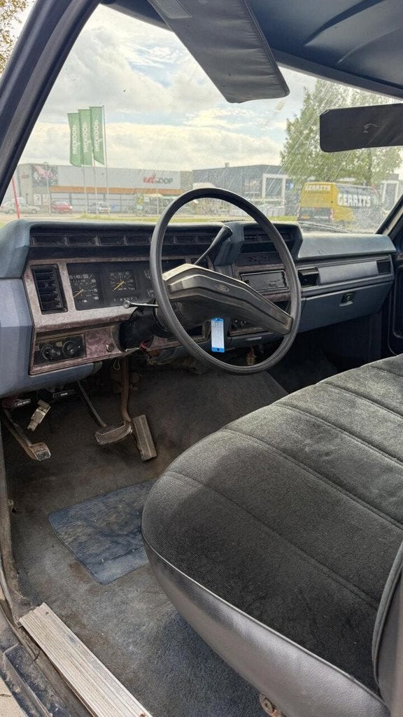 Ford F250 460 7.5L V8 460 NL Kenteken, Auto's, Bestelauto's, 228 pk, 7500 cc, Gebruikt, 8 cilinders