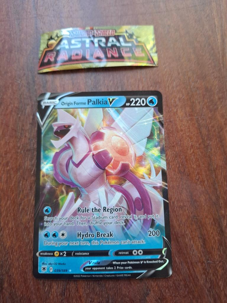 Pokemon Origin Forme Palkia (V) (ASR 039/189), Ophalen of Verzenden, Nieuw, Losse kaart, Foil