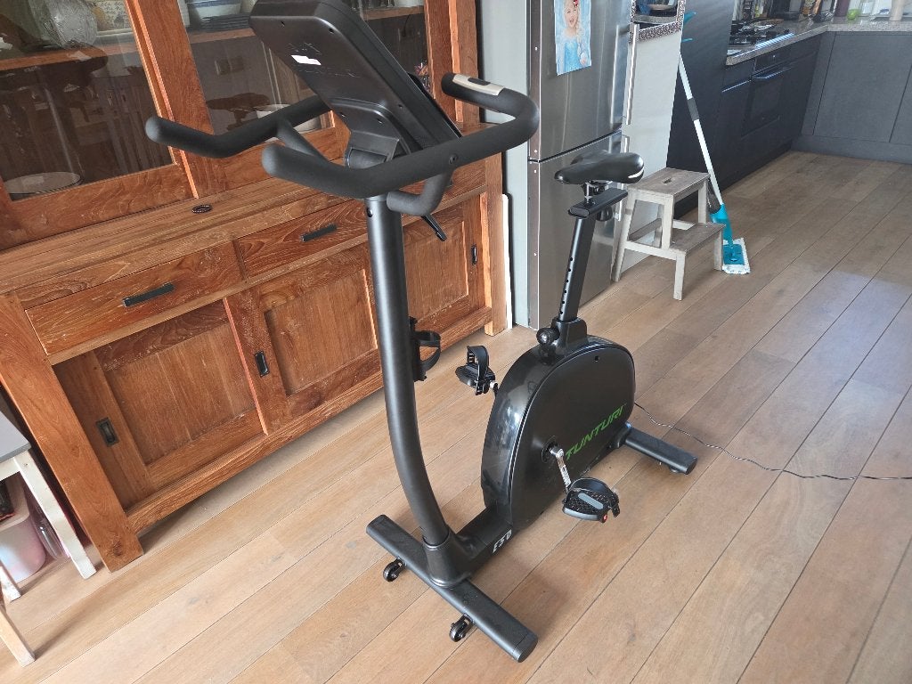 Tunturi Signature E50 Hometrainer, Ophalen, Zo goed als nieuw, Hometrainer