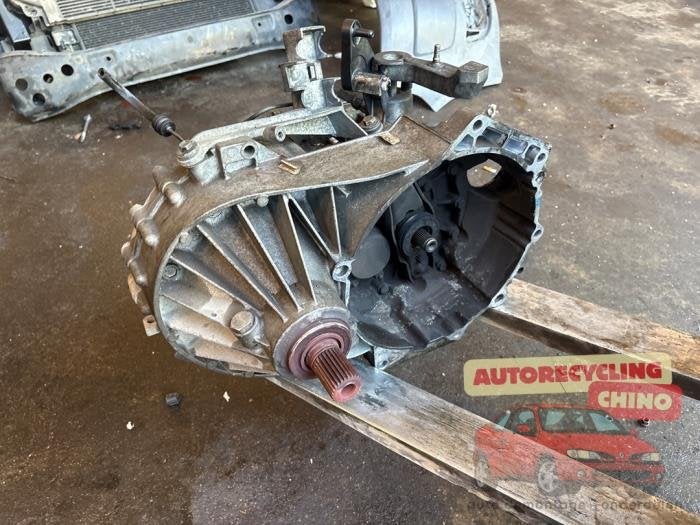 Versnellingsbak van een Volkswagen Transporter, Ophalen, Gebruikt, -, Volkswagen