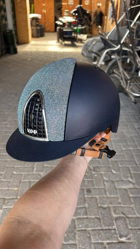 Kep Italia Cromo liner 57cm, Dieren en Toebehoren, Paardrijkleding, Ophalen of Verzenden, Gebruikt, Dressuur, Cap