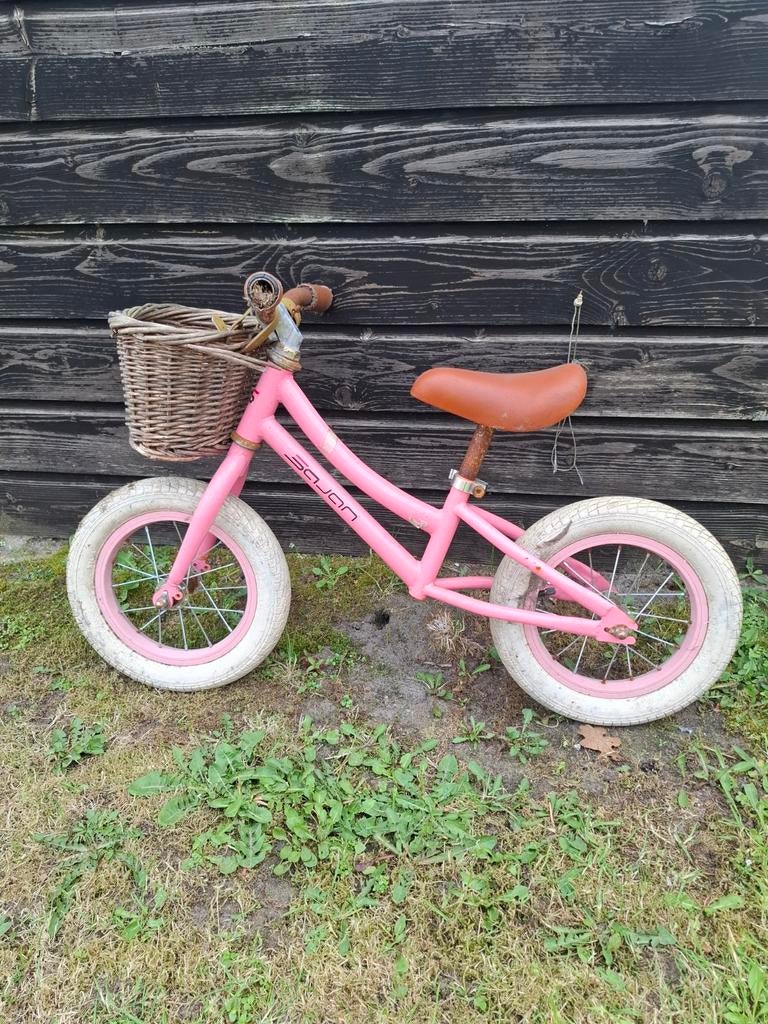 Sajan meisjes loopfiets roze met fietsmandje, Ophalen, Gebruikt, Loopfiets