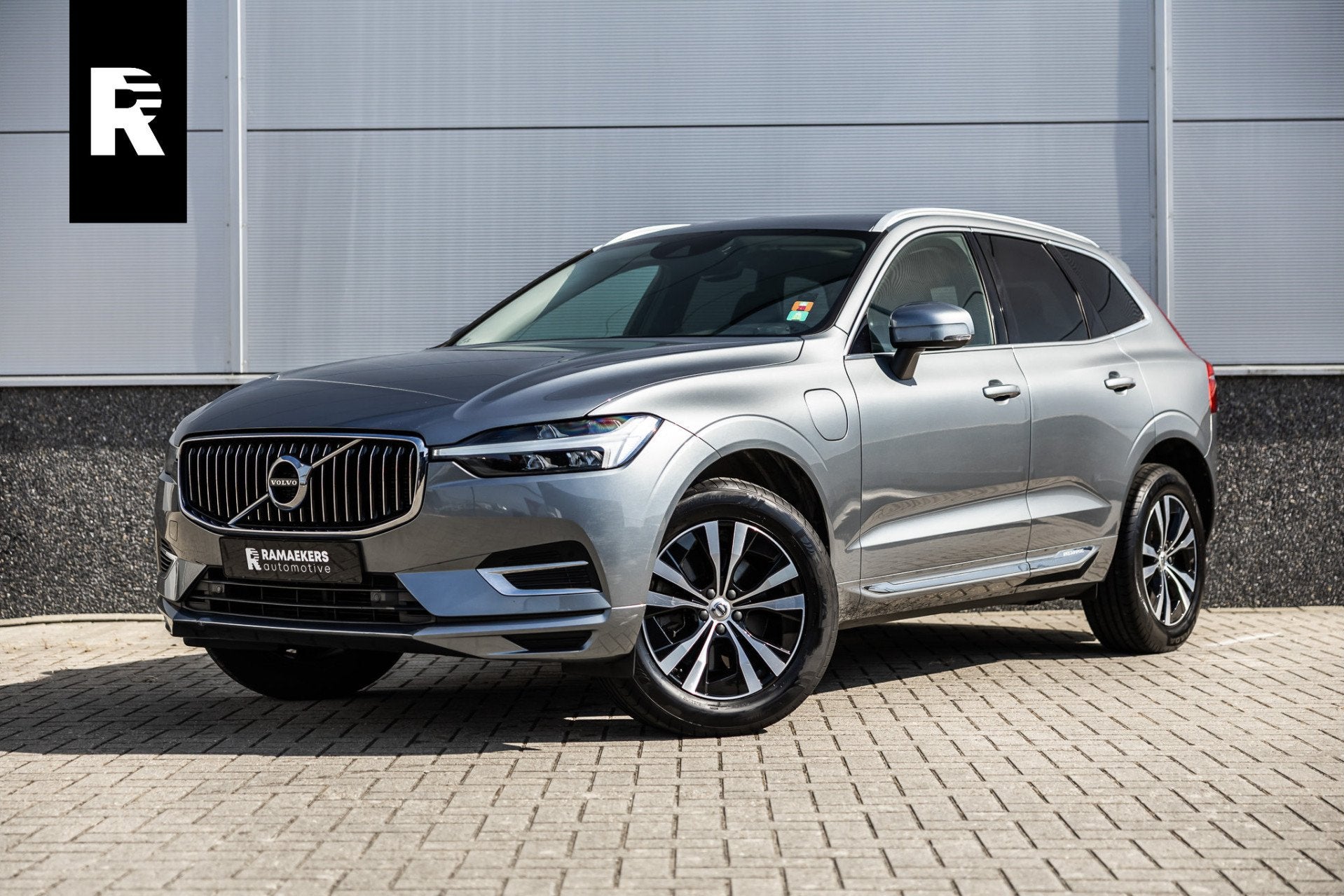 Volvo XC60 2.0 Recharge T6 AWD Business Pro Leder / Pano / H, Auto's, Automaat, Gebruikt, Bedrijf, XC60