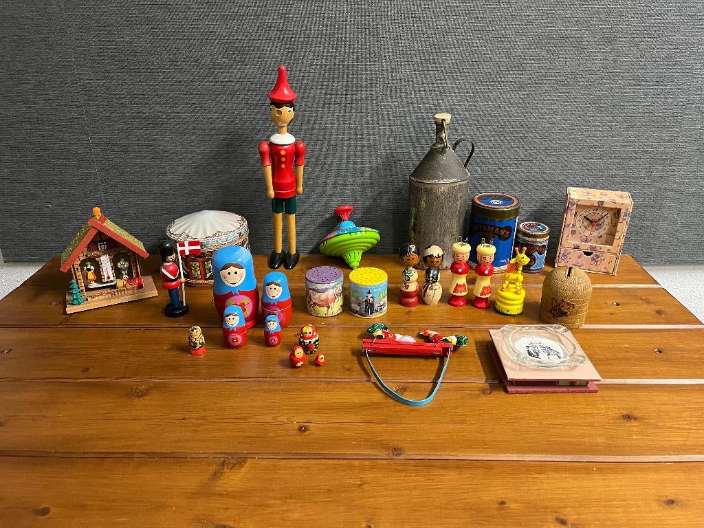 Div. Vintage speelgoed. Pikkende kippen meuh box koffieblik, Ophalen of Verzenden
