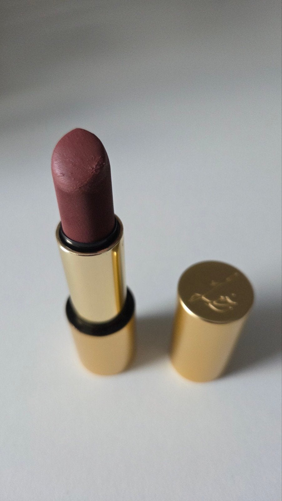 LISA ELDRIDGE Velvet matt lipstick Sorcery, Ophalen of Verzenden, Zo goed als nieuw, Lippen