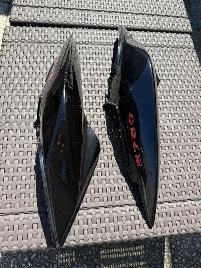 Kawasaki z750 kappen achter + nieuwe oliefilter k&n kn 303, Ophalen of Verzenden