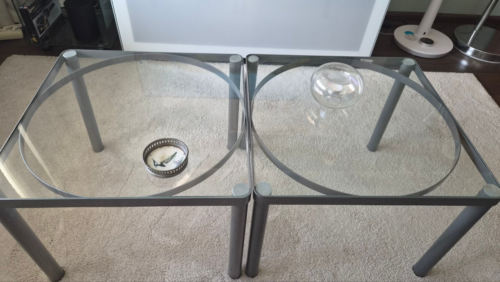 2 x Dalfors Ikea Glazen salontafel met metalen frame, Huis en Inrichting, Tafels | Salontafels, Ophalen, Gebruikt, 50 tot 100 cm