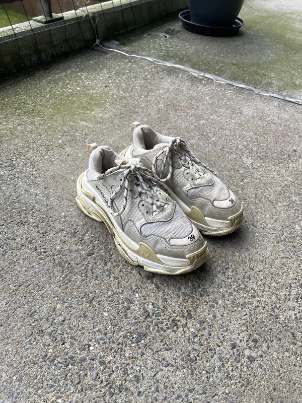 Balenciaga Triple S Sneakers, Wit, Ophalen of Verzenden, Sneakers of Gympen, Gedragen