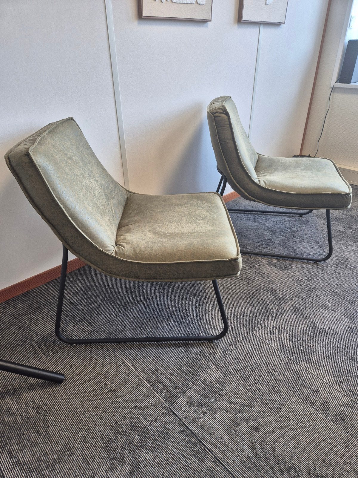 Twee heerlijk zittende groene fauteuils, zo goed als nieuw, Huis en Inrichting, Ophalen, Minder dan 75 cm, Zo goed als nieuw, Leer