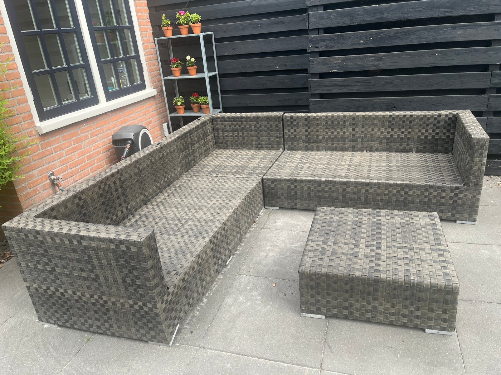 Loungeset met antraciet kussens gratis af te halen, Ophalen, 5 zitplaatsen, Gebruikt, Loungeset