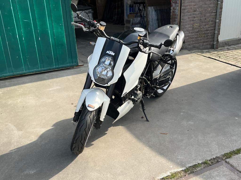 KTM 990 Super Duke uit 2006 - Krachtige Naked Bike, Motoren, Motoren | KTM, Bedrijf, Naked bike, 2 cilinders, Motorrijbewijs A