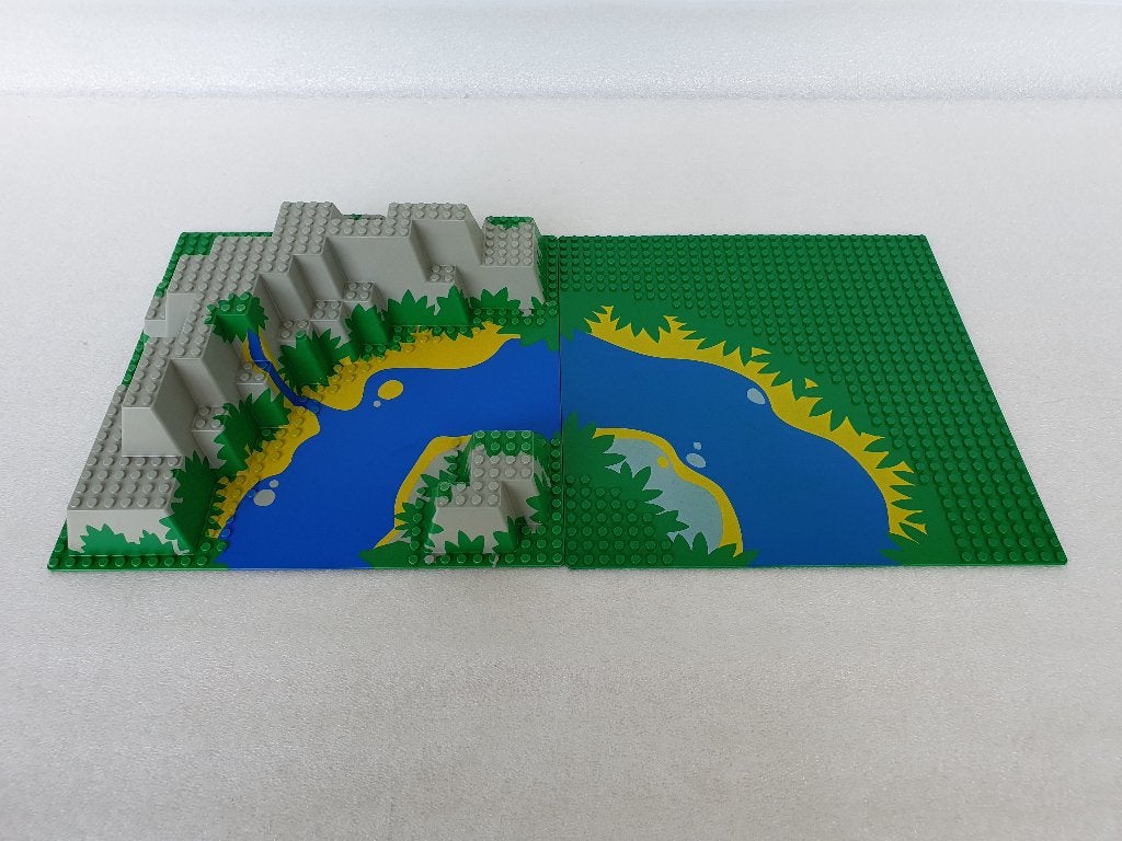 Lego Pirates 6278: 2 grondplaten uit Lego Enchanted Island, Kinderen en Baby's, Speelgoed | Duplo en Lego, Gebruikt, Lego, Ophalen of Verzenden