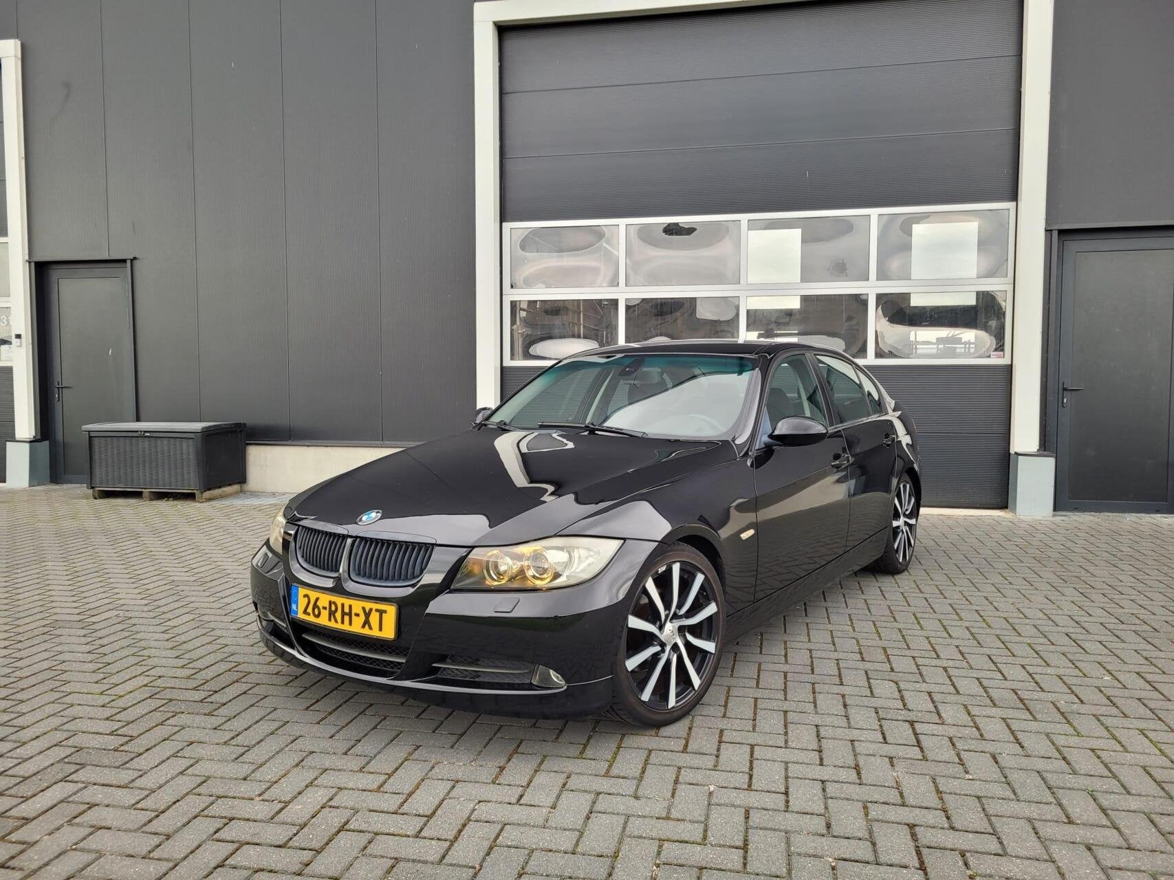 BMW 3-serie 325i N52 2.5 Executive | Handgeschakeld | Xenon, Auto's, Xenon verlichting, 745 kg, Gebruikt, Zwart