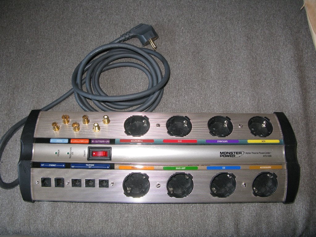 Monster powercenter HTS 1000 netfilter, Ophalen of Verzenden, Refurbished