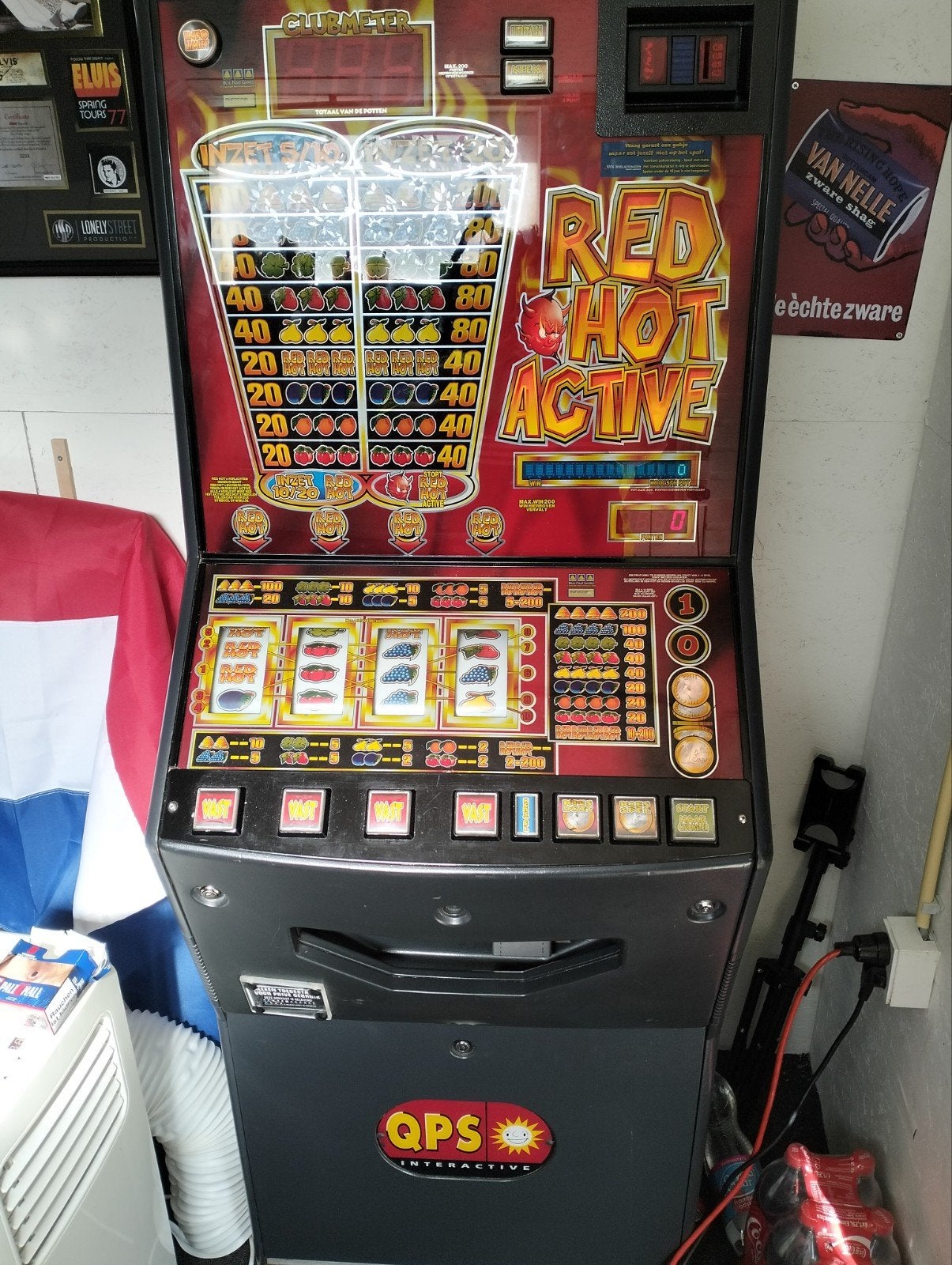 Red Hot Active fruitautomaat met sleutels en reservelampjes, Verzamelen, Automaten | Gokkasten en Fruitautomaten, Euro, Ophalen