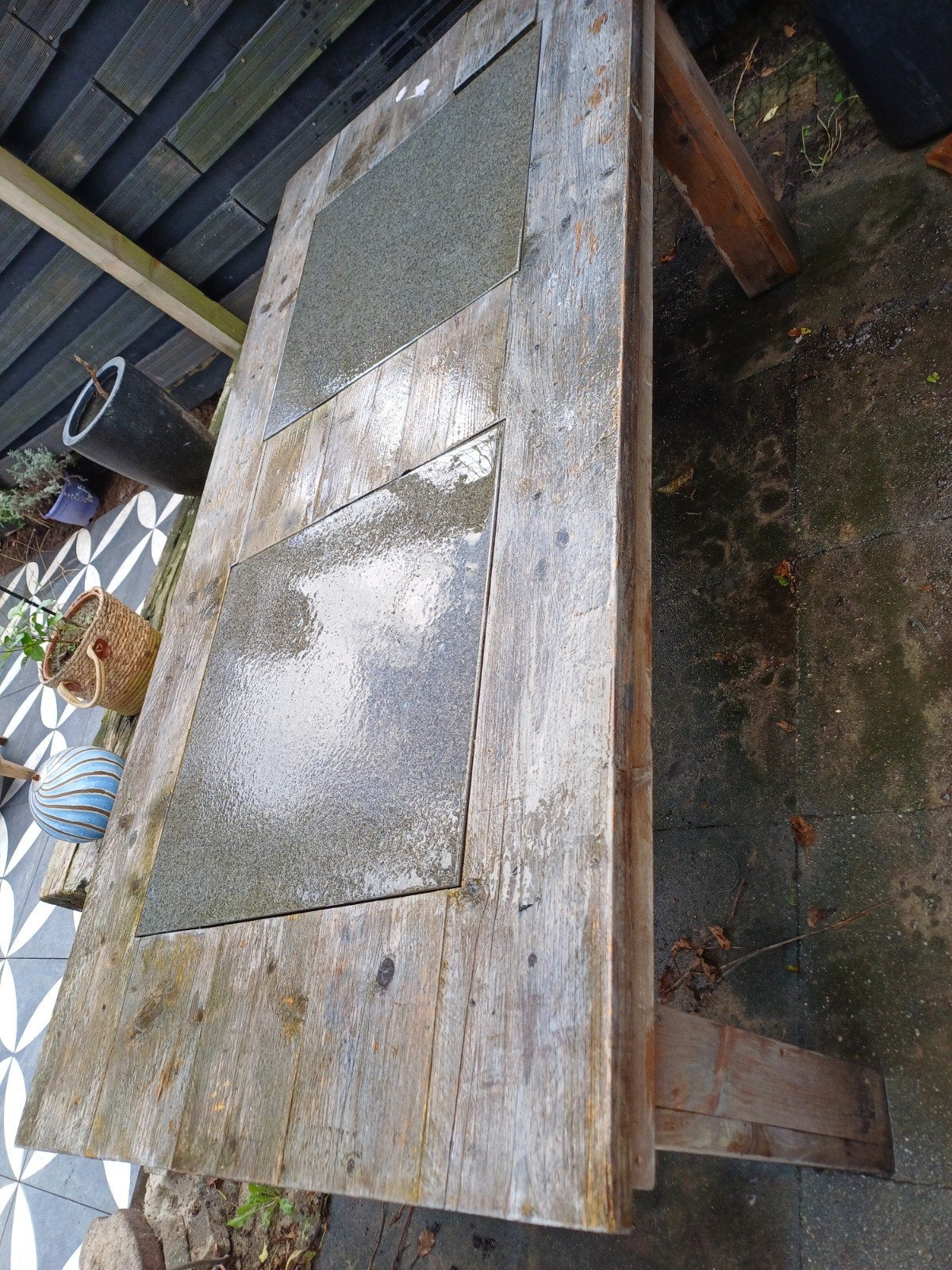 tuintafel steigerhout met 2 grote tegels, Ophalen, Gebruikt, Rechthoekig, Hout