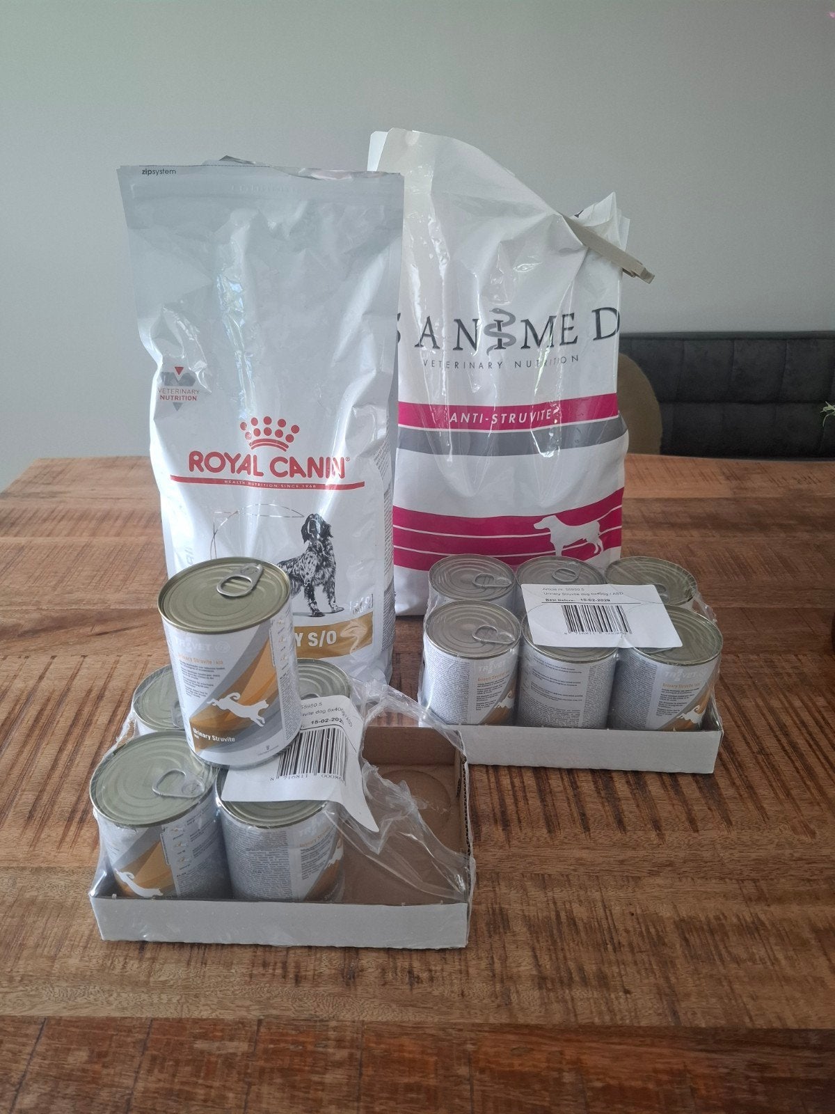 Anti Struvite dieet hondenvoer (brokjes en natvoer), Ophalen of Verzenden, Eten en Drinken
