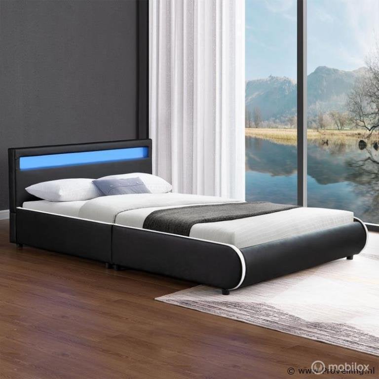 Online Veiling: Gestoffeerd bed Sevillia, Nieuw