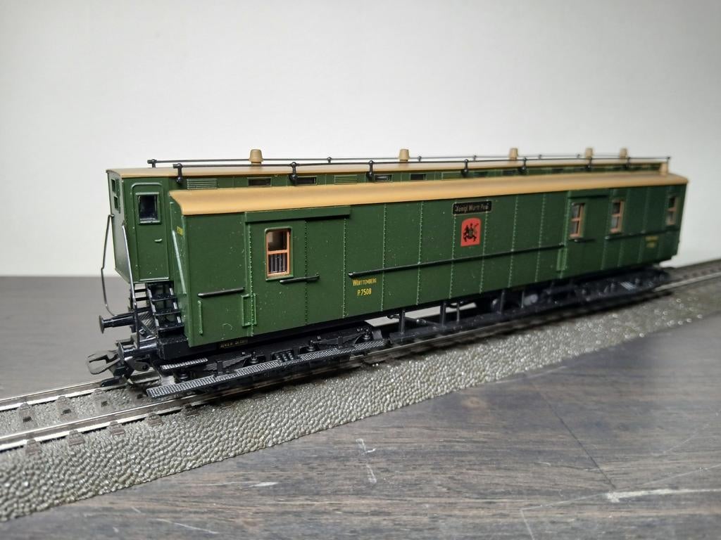 Marklin 4229 - Postrijtuig van de K.W.St.E., Hobby en Vrije tijd, Modeltreinen | H0, Wisselstroom, Wagon, Ophalen of Verzenden