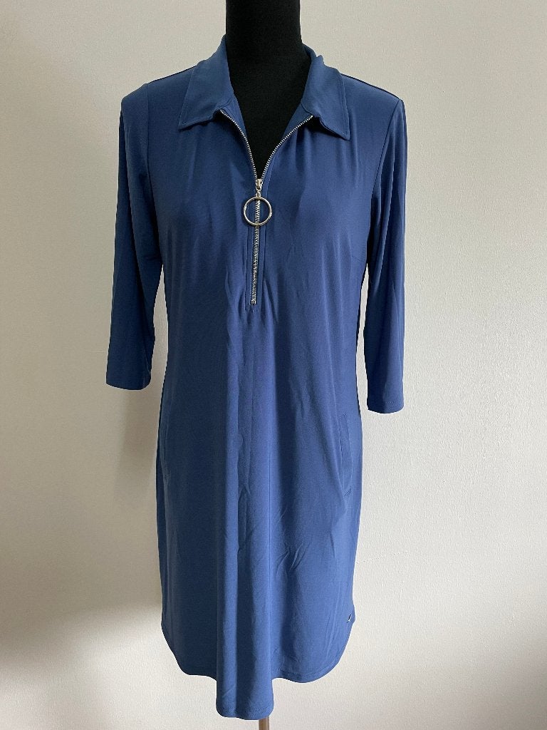 J208 - Blauwe Angelle Milan jurk maat M (1), Kleding | Dames, Maat 38/40 (M), Blauw, Ophalen of Verzenden, Zo goed als nieuw