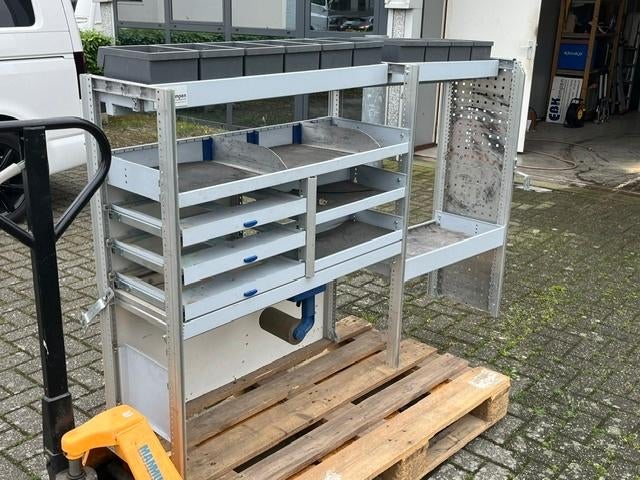 sortimo bedrijfswagen inrichting, Ophalen
