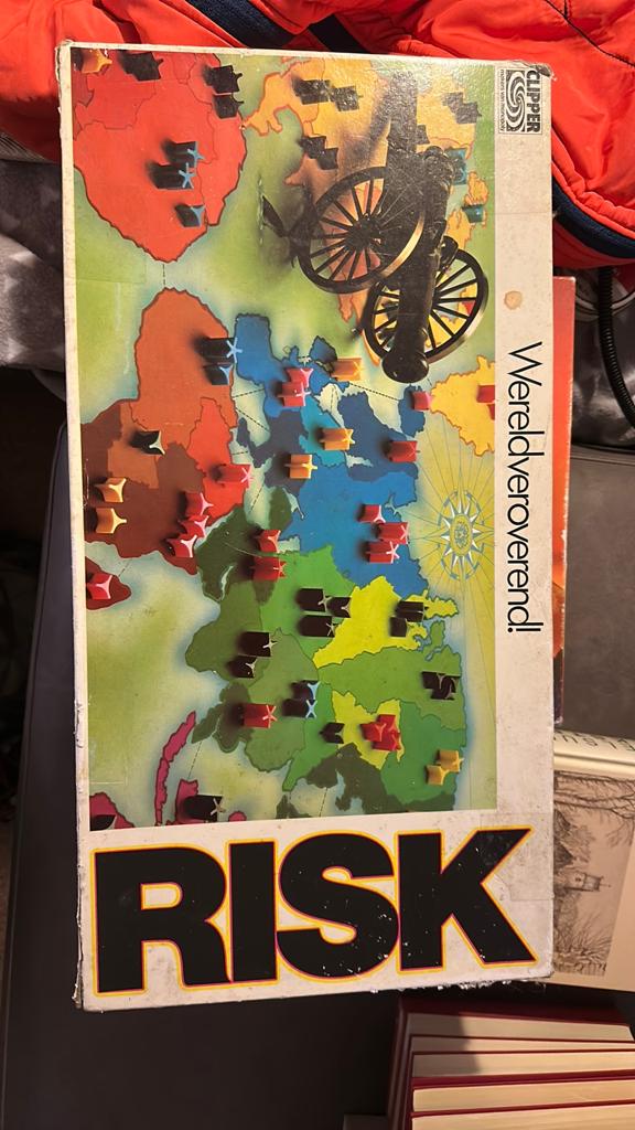 Risk Bordspel - Wereldveroverend Strategisch Spel, Drie of vier spelers, Ophalen of Verzenden, Gebruikt