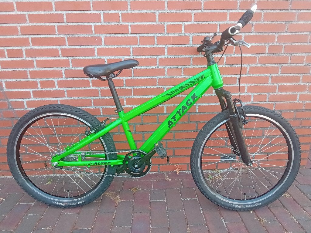 Kinderfiets Altec attack crossfiets, Ophalen, Gebruikt, Terugtraprem, 20 inch of meer