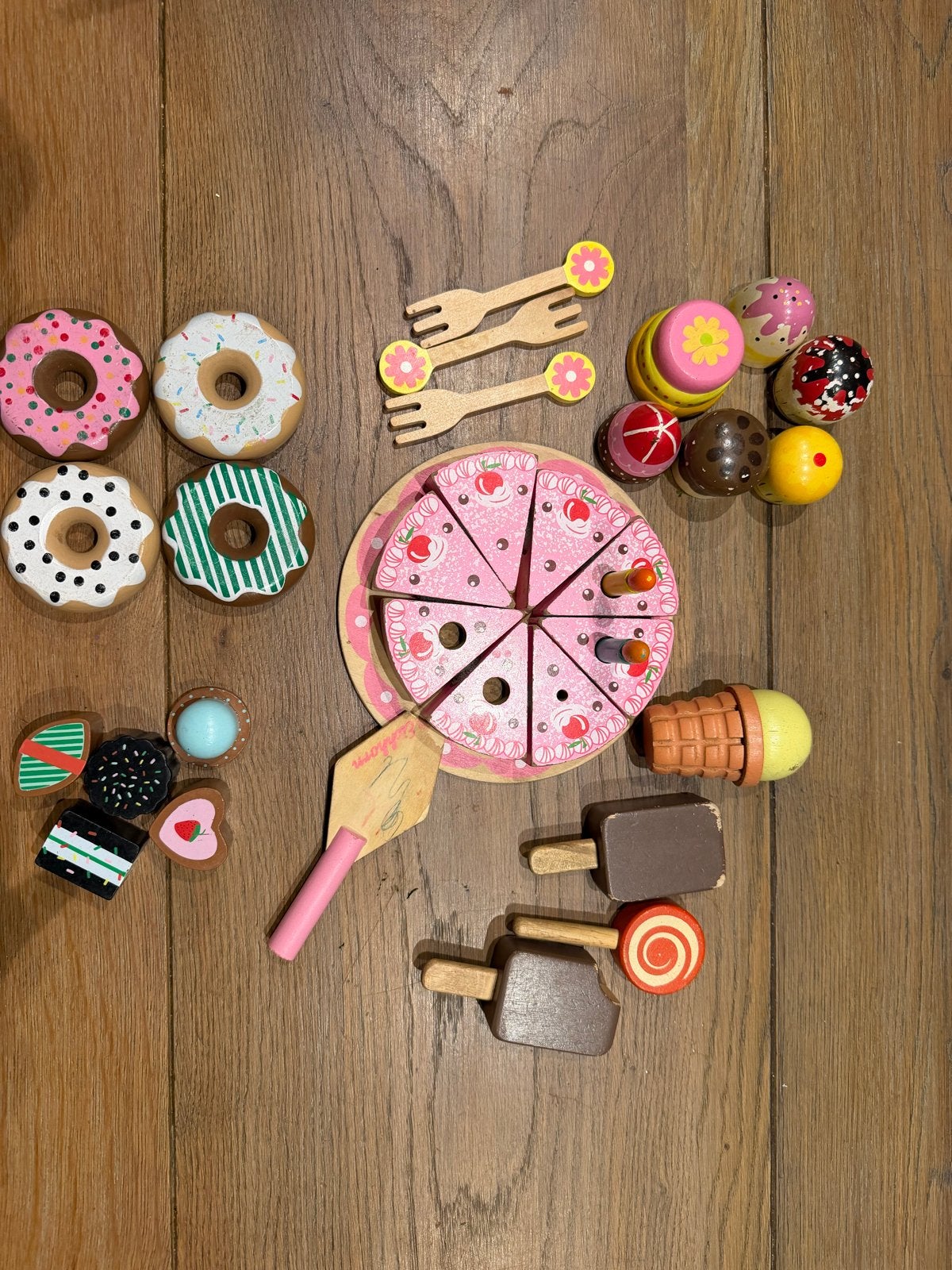 Houten speelgoed: taart, donuts, bonbons, gebakjes en ijs, Ophalen of Verzenden, Gebruikt, Overige typen