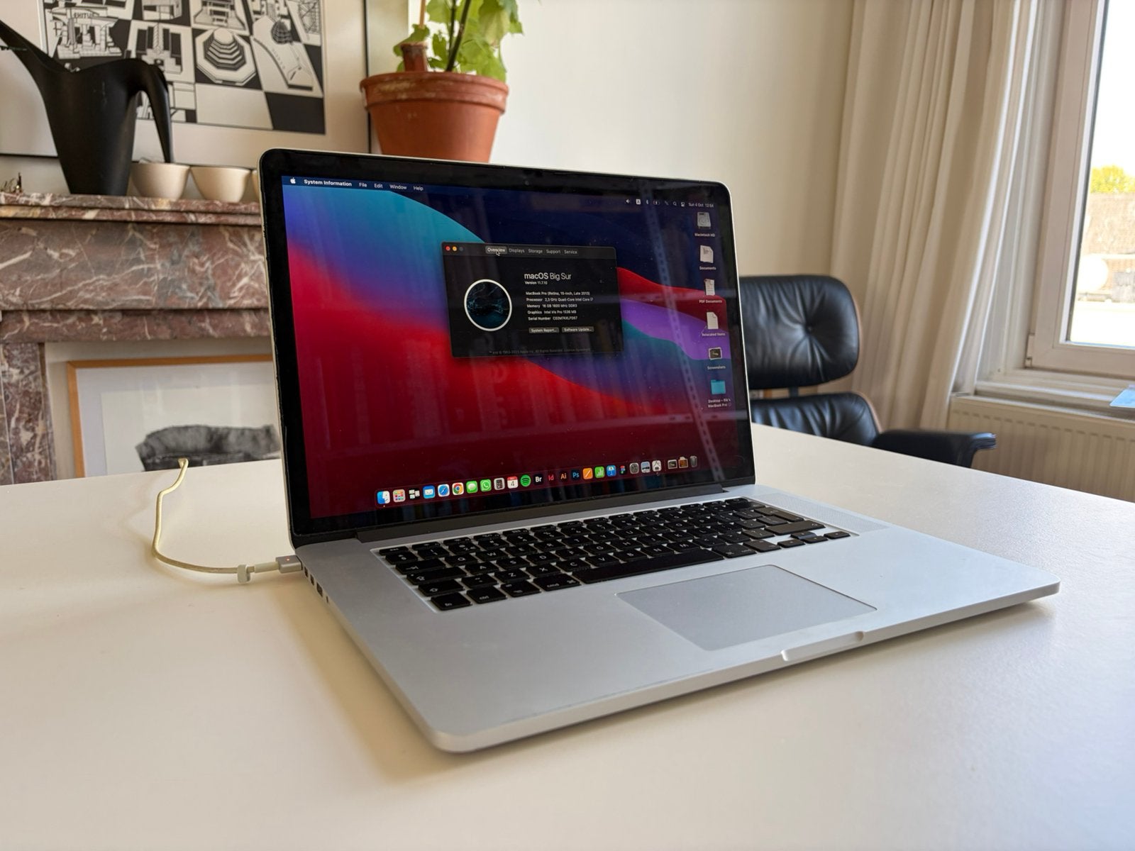 Foto 2 van Apple MacBook Pro Retina 15,4 inch Late 2013 – i7 / 16 GB