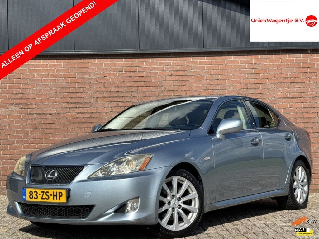 Lexus IS 250 BUSINESS | NL-AUTO! | DEALER OH! | LEDER!, Automaat, Achterwielaandrijving, Gebruikt, 1535 kg