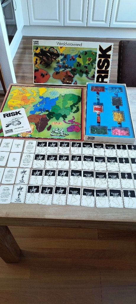 Risk witte doos Clipper, Vijf spelers of meer, Ophalen of Verzenden, Gebruikt, Clipper