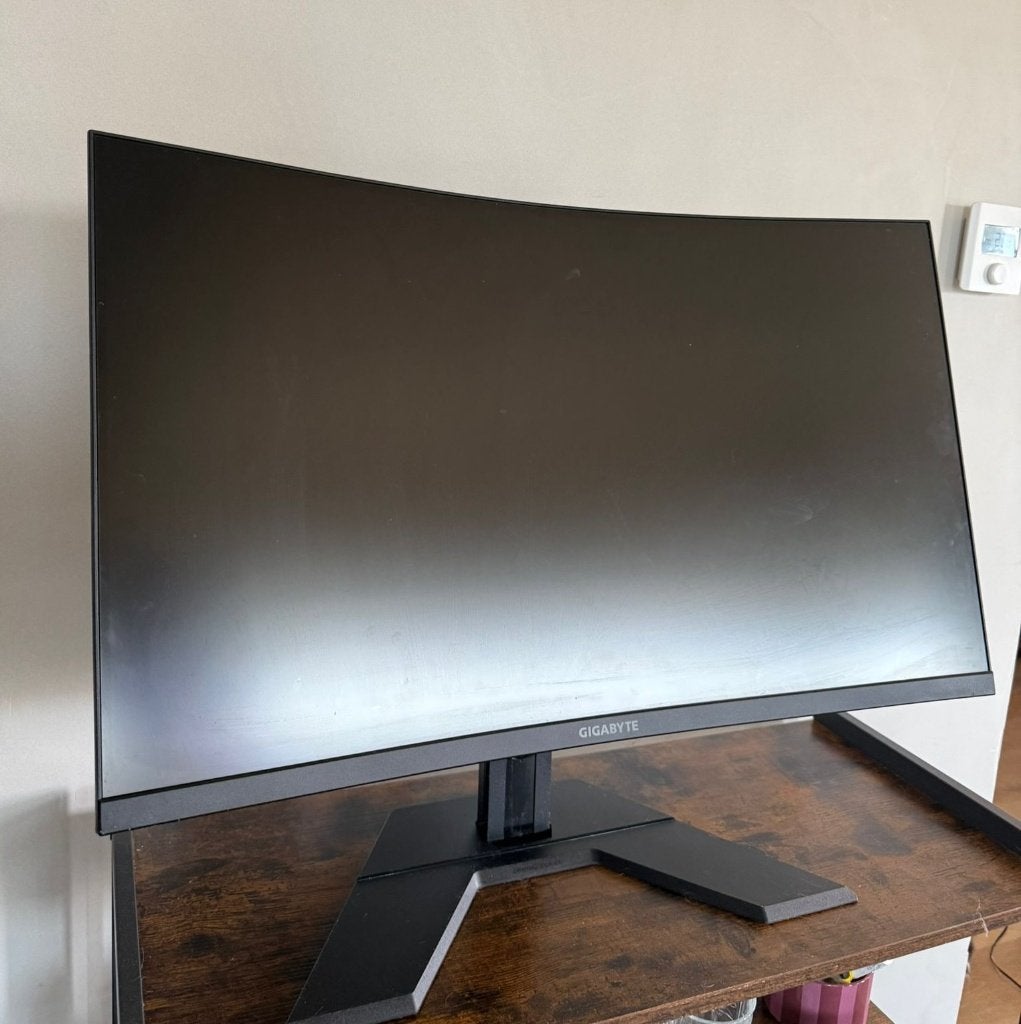 Gigabyte M32UC 32" 4K 144Hz Curved Monitor, Computers en Software, Monitoren, Ophalen, GIGABYTE, 101 t/m 150 Hz, Curved