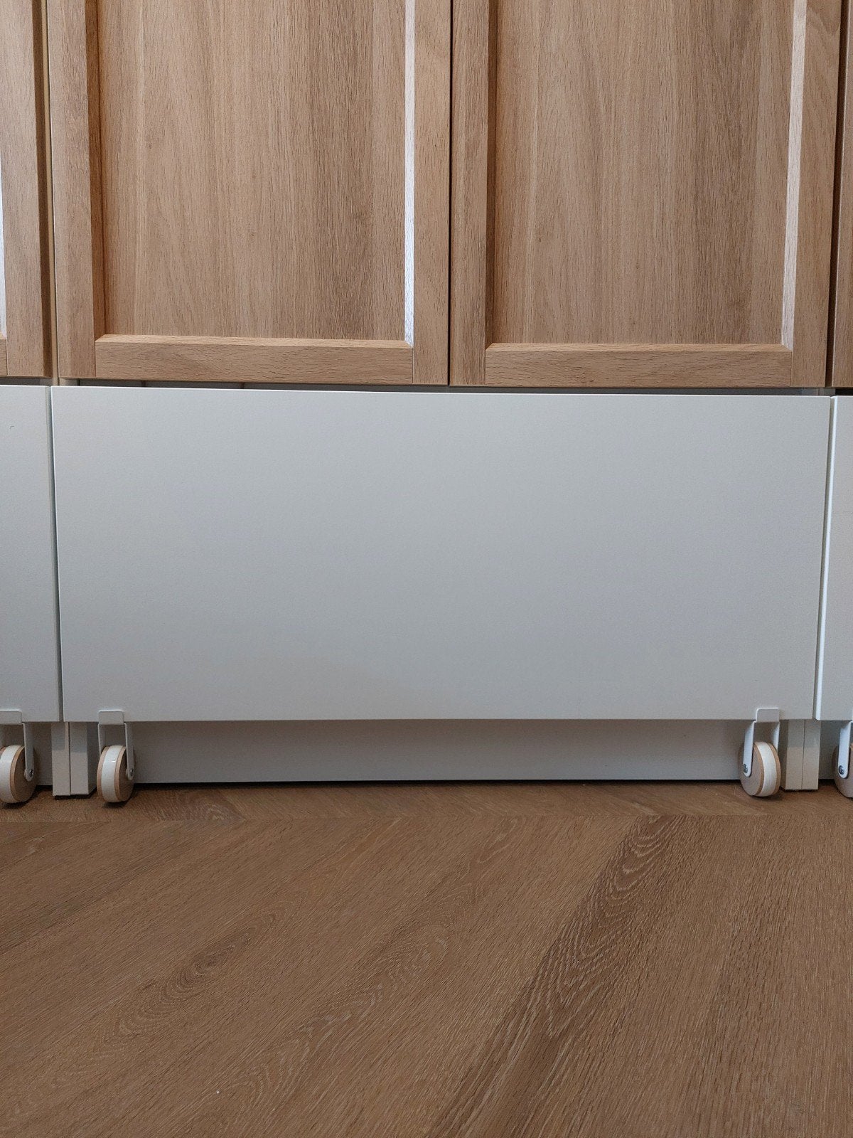 Drie IKEA BILLY lade wit met wielen, Ophalen, Overige materialen, Modern, functioneel, 50 tot 100 cm