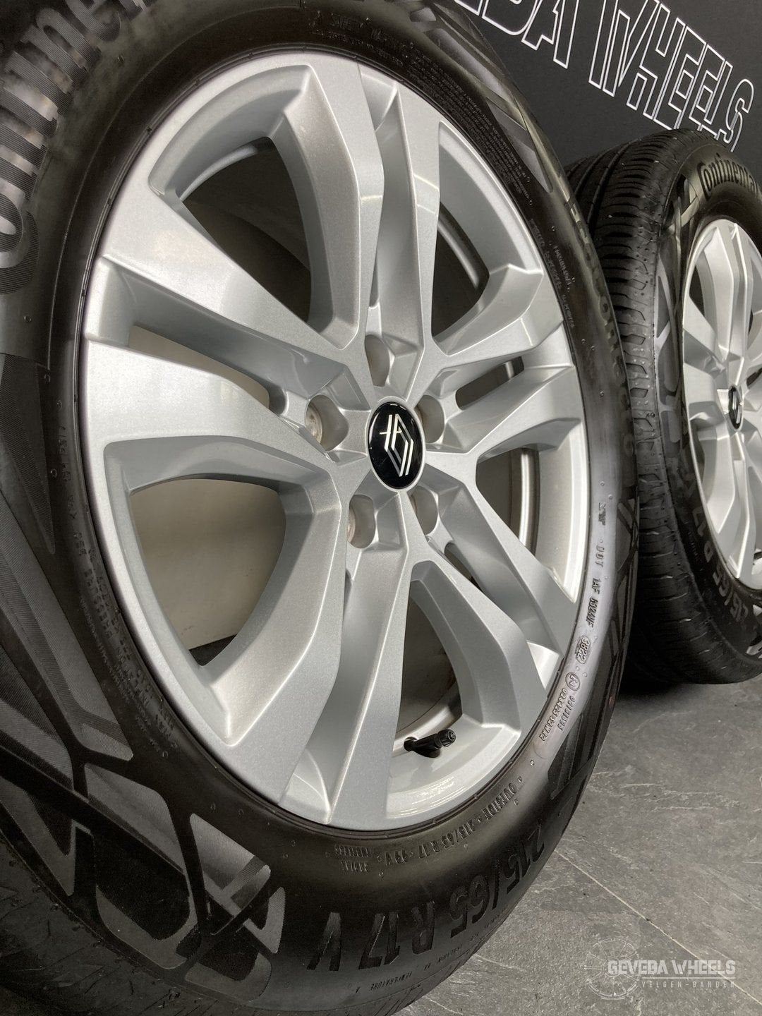 17” originele renault Austral velgen + banden 5x114.3 403007, -, -, Banden en Velgen, 17 inch
