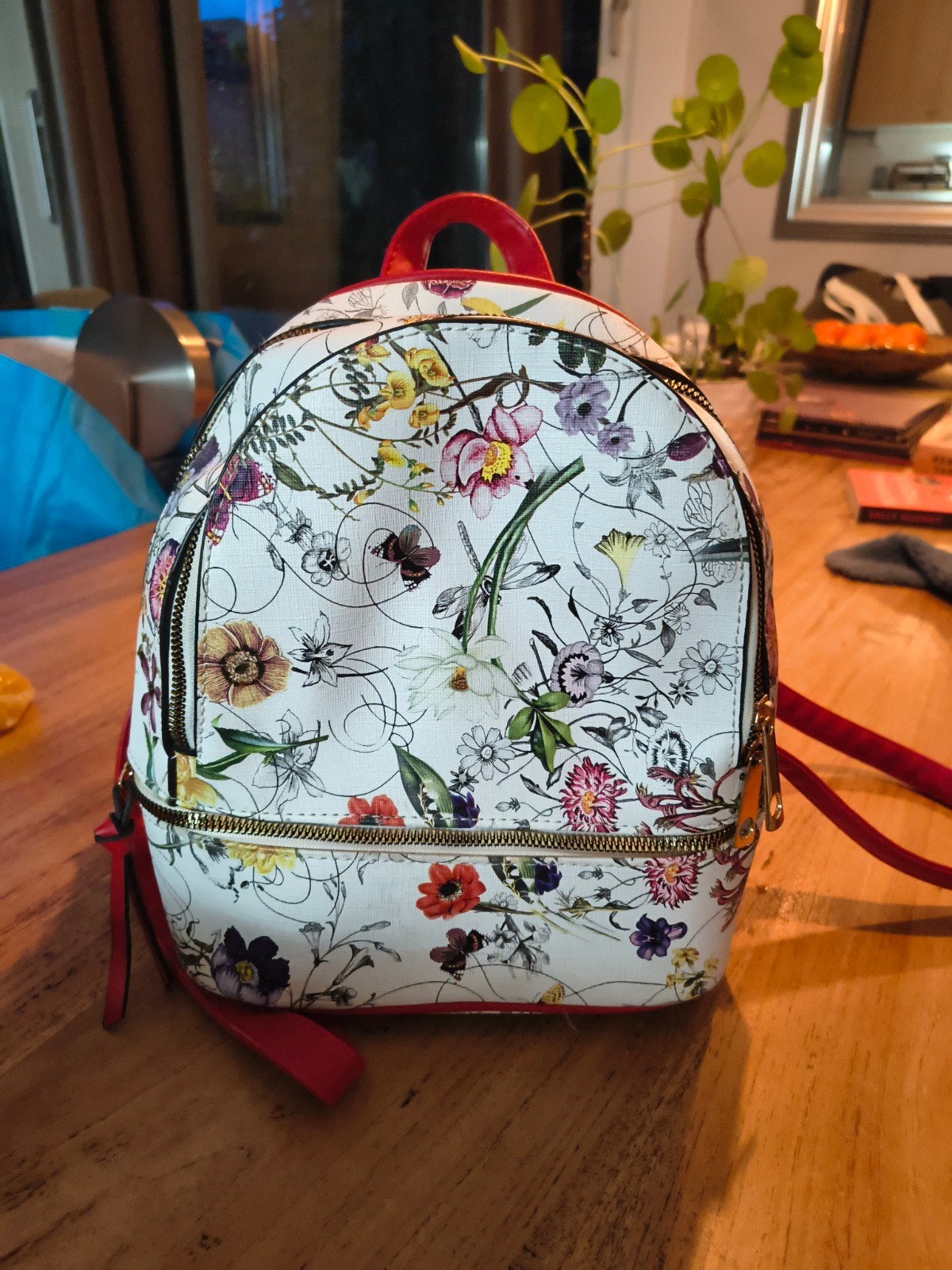 damestas rugzak rugtas rood vlinders en bloemen, Ophalen, Zo goed als nieuw
