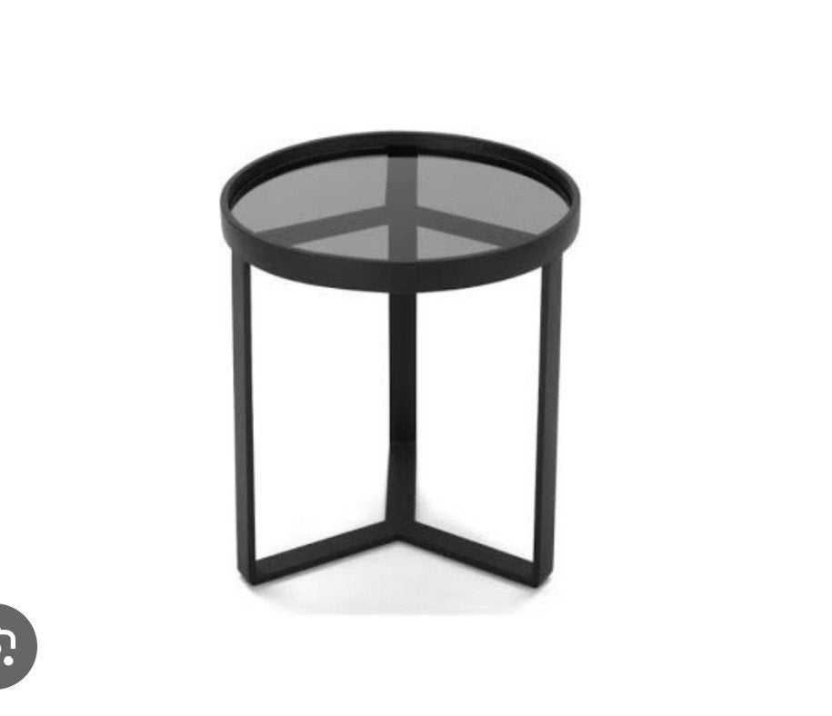Bijpassende zwarte metalen tafels ook te koop  van MADE.C, Huis en Inrichting, Ophalen, Minder dan 55 cm, Metaal of Aluminium