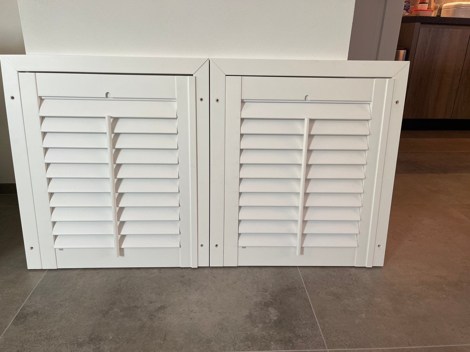 2 SHUTTERS, 75 tot 150 cm, Raamkozijn, Ophalen of Verzenden, Zo goed als nieuw