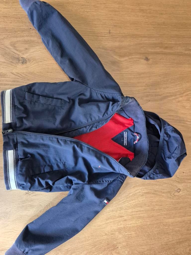 Tommy Hilfiger jas maat 104, Jongen of Meisje, Ophalen of Verzenden, Jas, Tommy Hilfiger