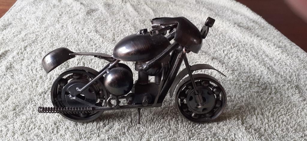 Metalen decoratieve motorfiets 18 cm., 1:50 of kleiner, Overige typen, Zo goed als nieuw, Ophalen
