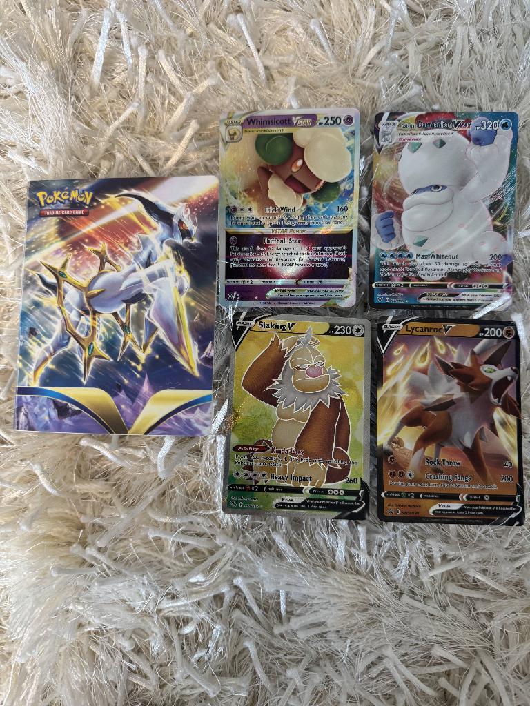 pokemon kaarten + boekje, Ophalen of Verzenden, Zo goed als nieuw, Meerdere kaarten