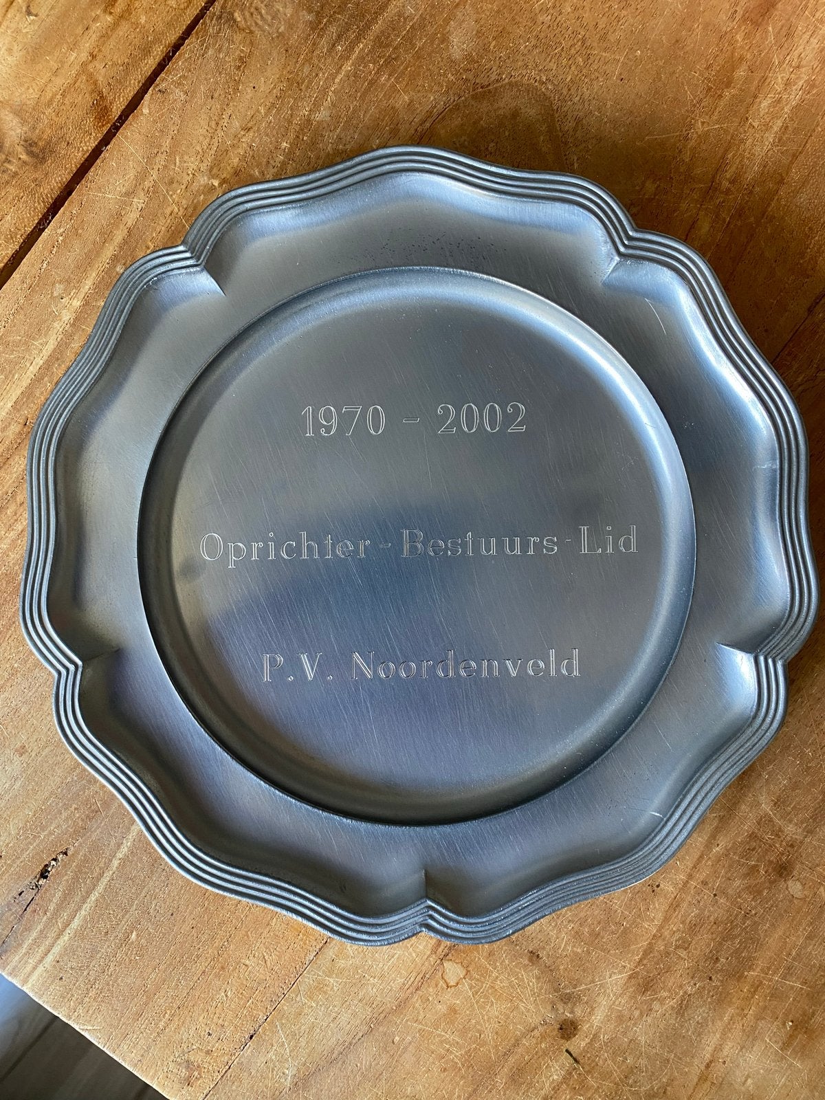 Tinnen sierbord van 700 gram, Antiek en Kunst, Ophalen of Verzenden