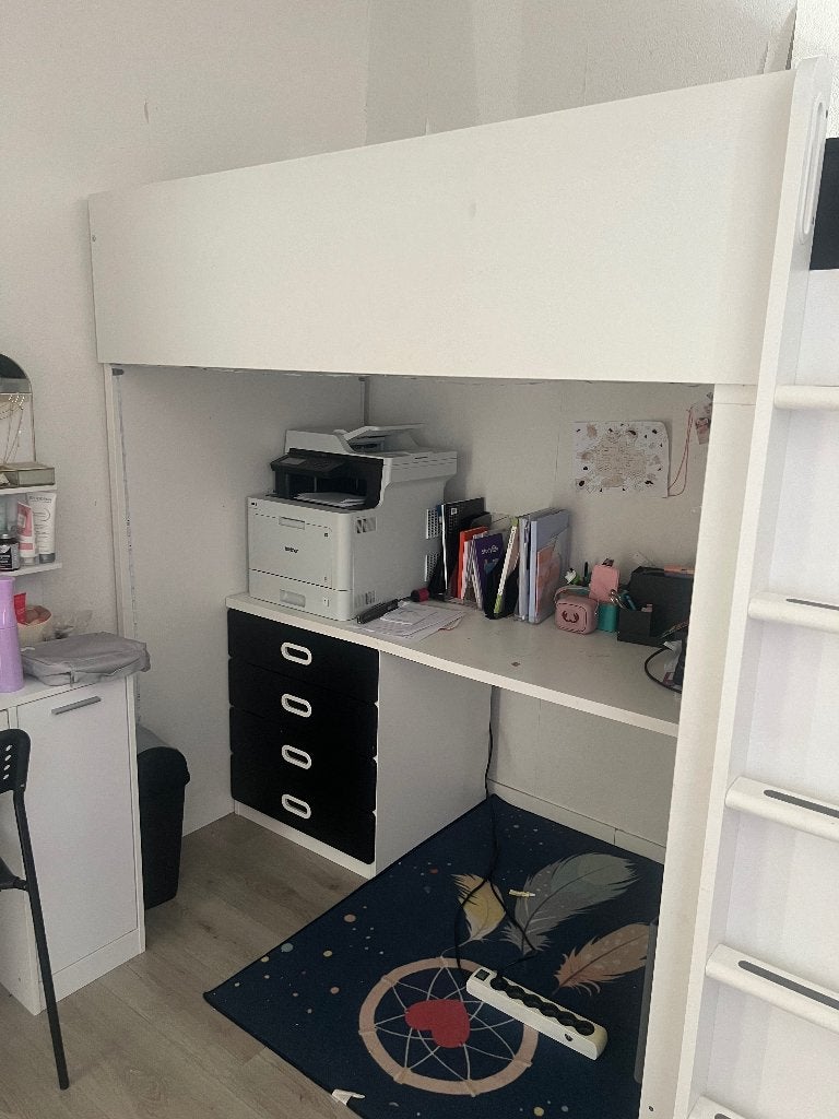Hoogslaper met kast en bureau en boekenkast, Ophalen, Zo goed als nieuw, Jongetje of Meisje