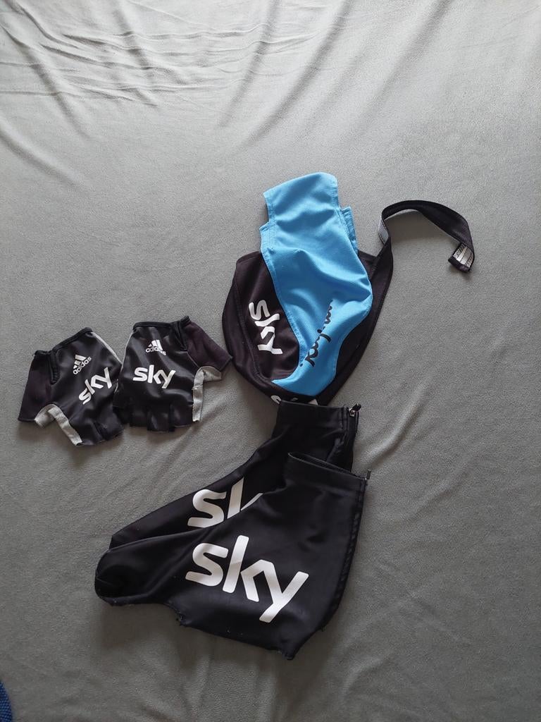 Team Sky Set: Handschoenen, Overschoenen, bandana, Fietsen en Brommers, Gebruikt, Team Sky, Heren, Overige maten