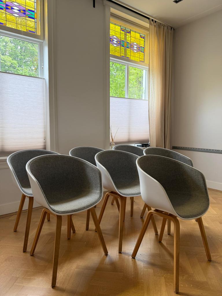 HAY About a Chair AAC22 – 7x eetkamerstoelen wit gestoffeerd, Huis en Inrichting, Ophalen, Gebruikt, Wit, Stof